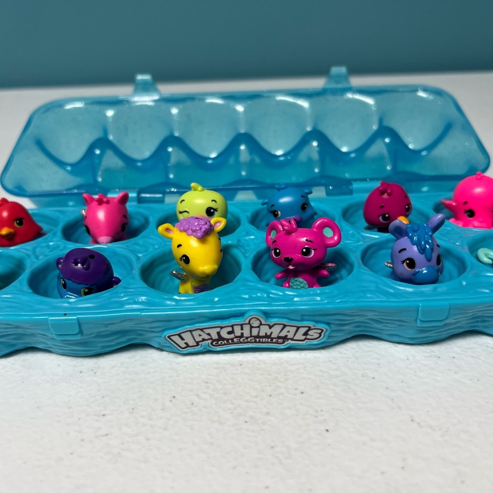 Hatchimals CollEGGtibles Toy Set